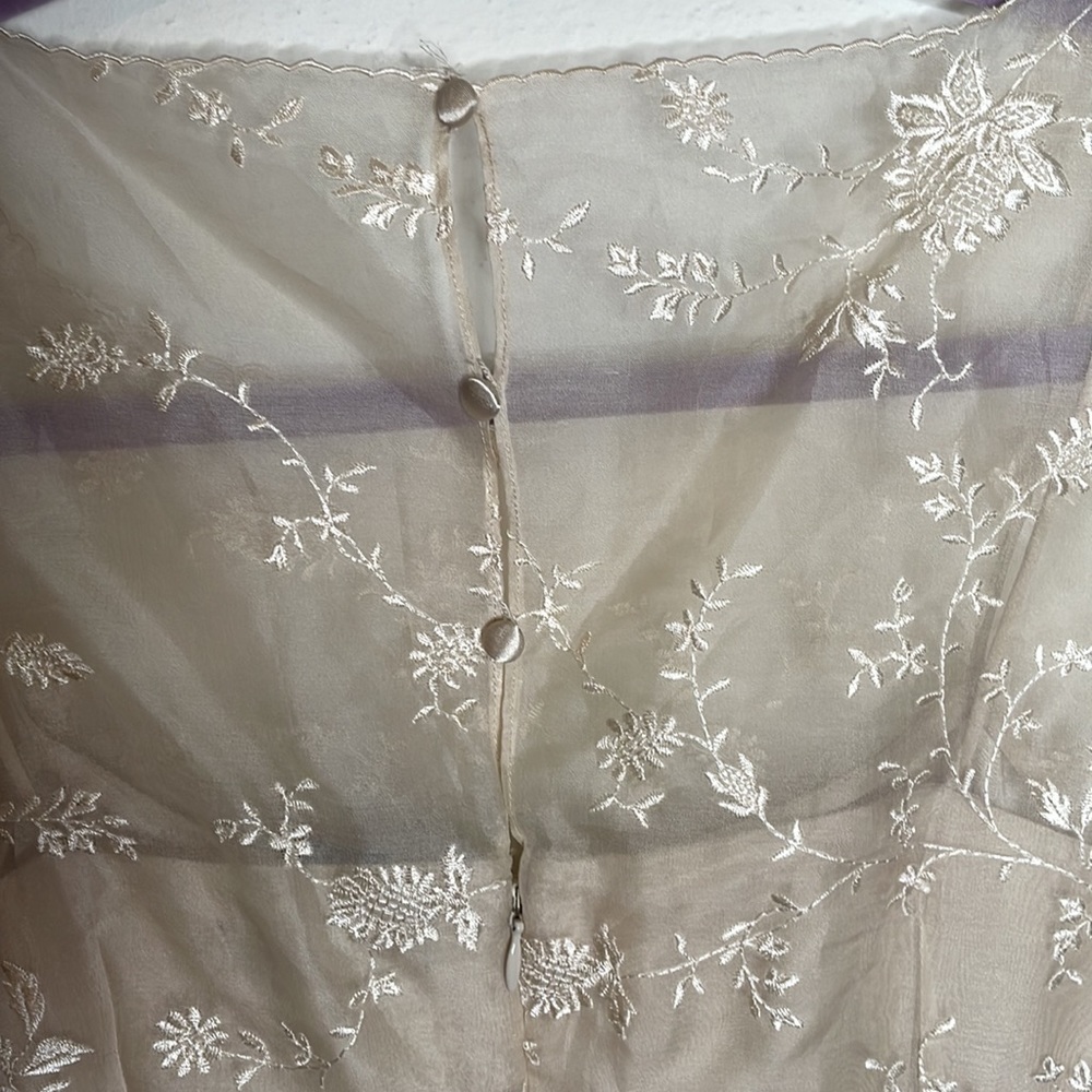 Vintage ANN TAYLOR dress, 100% silk embroidery, size 2, elegant and classy - Picture 4 of 13